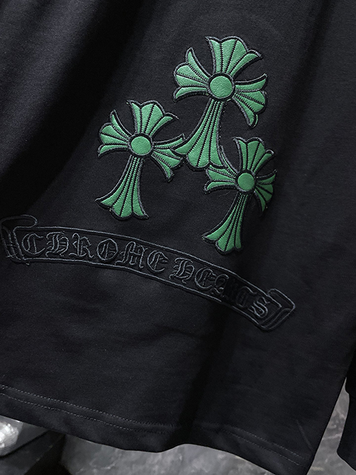 クロムハーツスーパーコピー Matty Boy レッドリップス クロス柄 レザー刺繍 長袖シャツ