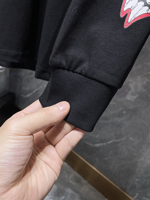 クロムハーツスーパーコピー Matty Boy レッドリップス クロス柄 レザー刺繍 長袖シャツ