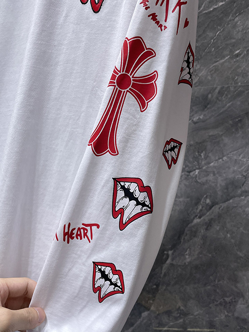 クロムハーツスーパーコピー Matty Boy レッドリップス クロス柄 レザー刺繍 長袖シャツ