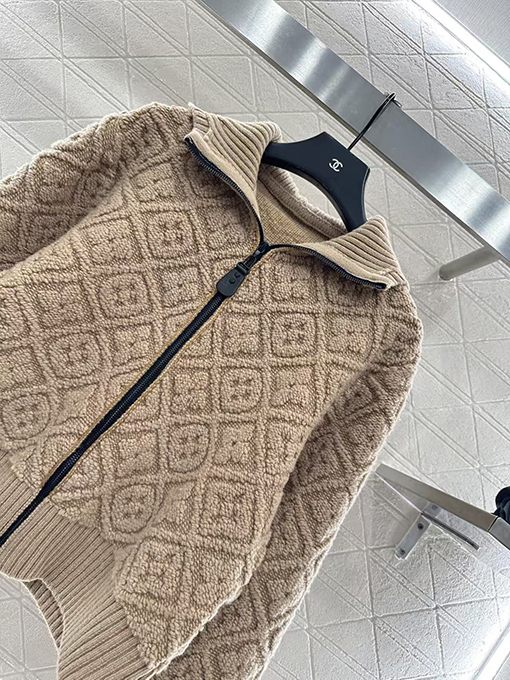 ルイヴィトン レディーススキーコレクション ジャカードニット ジップアップ フード付きジャケット