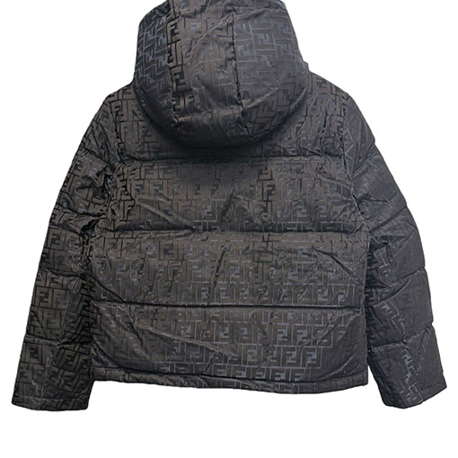 フェンディスーパーコピー FFダークパターンジャカードダウンジャケット