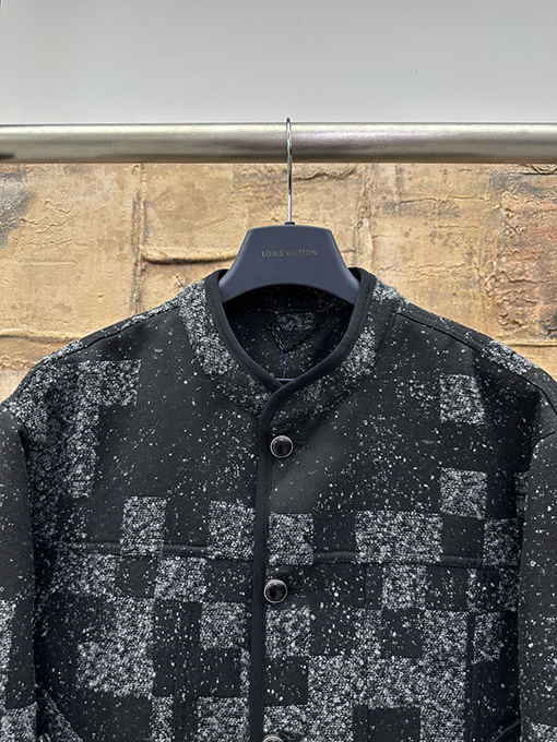 ルイヴィトンスーパーコピー チェック柄のコート