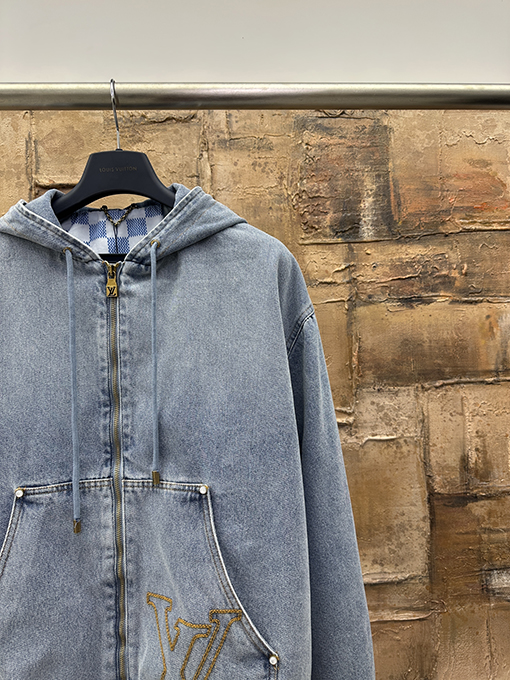 ルイヴィトン 刺繍入りフード付きデニムジャケット