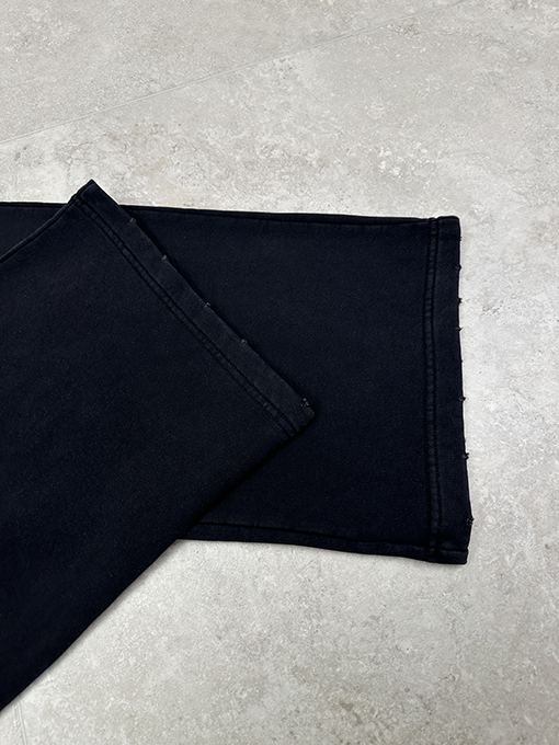 バレンシアガコピー Balenciaga ダクトテープでダメージしたスウェットパンツ