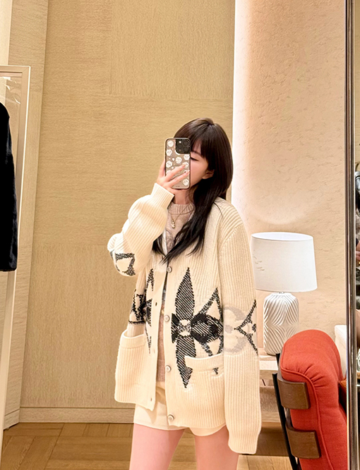 ルイヴィトン インターシャニットカーディガン