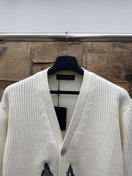 ルイヴィトン インターシャニットカーディガン