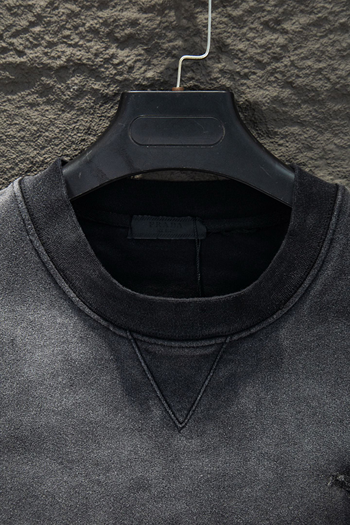 プラダ 420g ヘビーデューティー サンドブラストダメージ刺繍スウェットシャツ