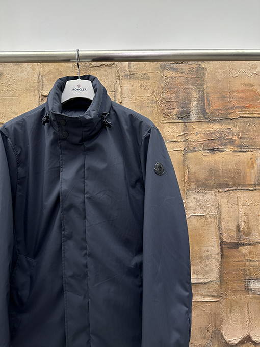 モンクレールスーパーコピー 新しい取り外し可能なツーピースダウンジャケット