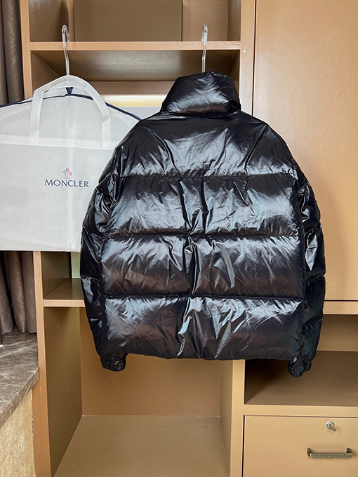 モンクレールコピー ショート丈カップルスタンドカラーダウンジャケット