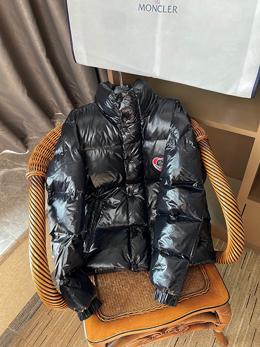 モンクレールコピー ショート丈カップルスタンドカラーダウンジャケット