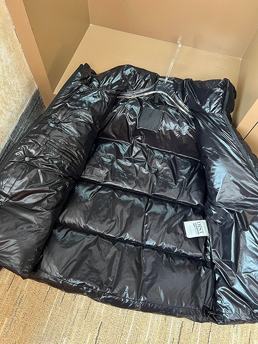 モンクレールコピー ショート丈カップルスタンドカラーダウンジャケット