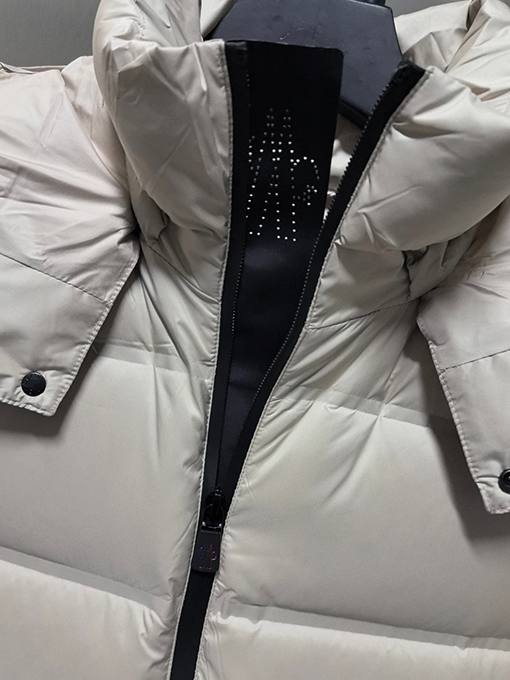 モンクレール Grenoble シームシールダウンジャケットシリーズ