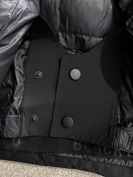 モンクレールコピー ファッショナブルな高級カスタムダウンジャケット