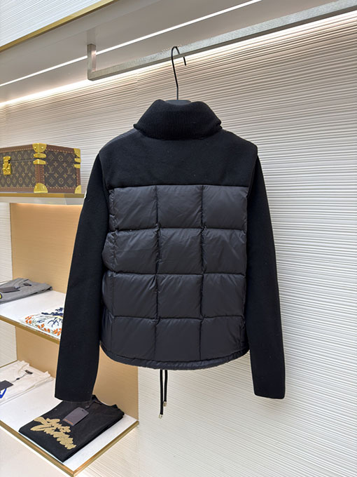 モンクレール Square-Quilted Padded ウールスタンドカラージップアップダウンジャケット