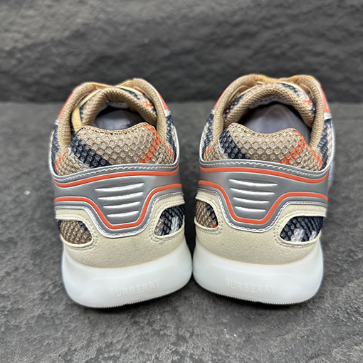 バーバリーコピー Matrix メンズスポーツシューズ