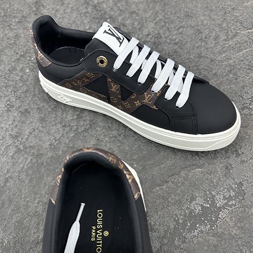 ルイヴィトン LV TIME OUT クラシックなカップルスニーカー