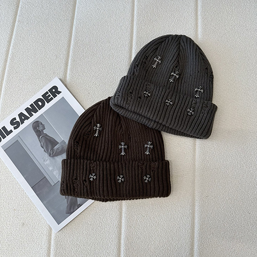 クロムハーツ 破れたニット帽