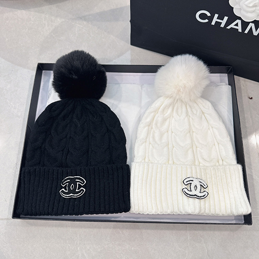 シャネルコピー ポンポンニット帽