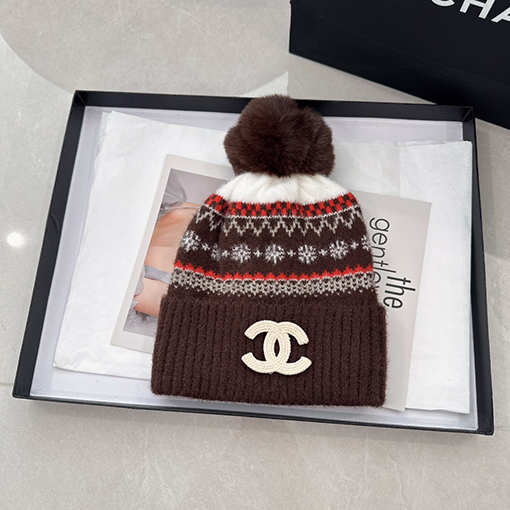シャネル レディーススタイリッシュなポンポンニット帽