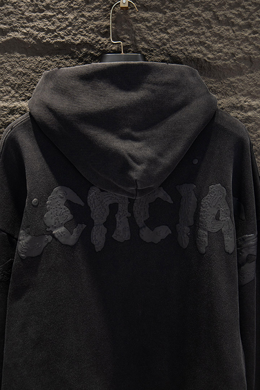 バレンシアガ Balenciaga ウォッシュのダメージフード付きジャケット