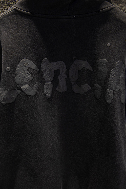 バレンシアガ Balenciaga ウォッシュのダメージフード付きジャケット