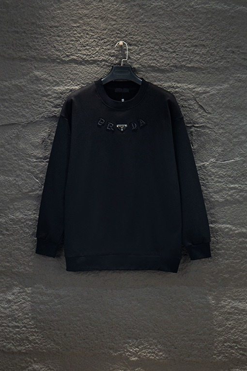 プラダ 刺繍アップリケ クルーネックスウェットシャツ