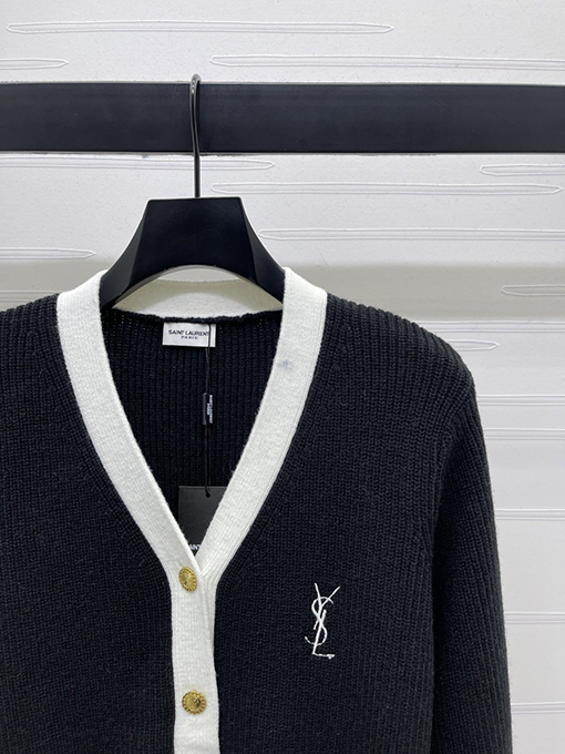 サンローランスーパーコピー 新しいレディースVネックニットカーディガン