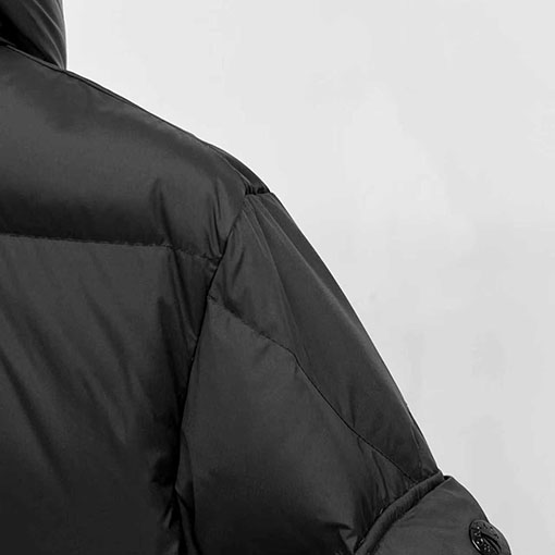 モンクレールスーパーコピー Hanoverian シリーズのマットロングダウンジャケット