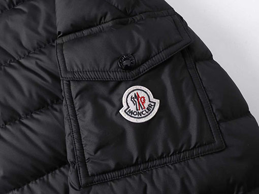 モンクレール Galion ショート丈フード付きダウンジャケット
