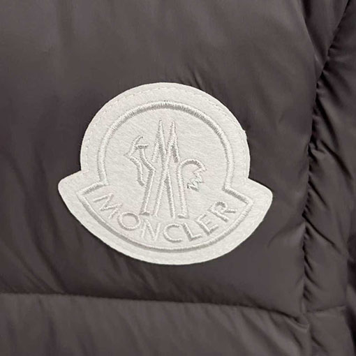 モンクレールコピー Cyclone 2in1 ダウンジャケット