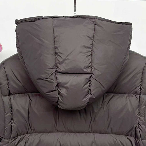 モンクレールコピー Cyclone 2in1 ダウンジャケット