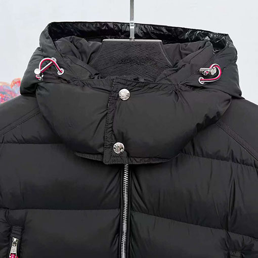 モンクレールスーパーコピー 取り外し可能なフード付きダウンジャケット
