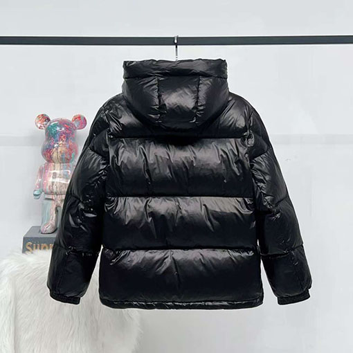 モンクレールコピー 3色リボンダウンジャケット