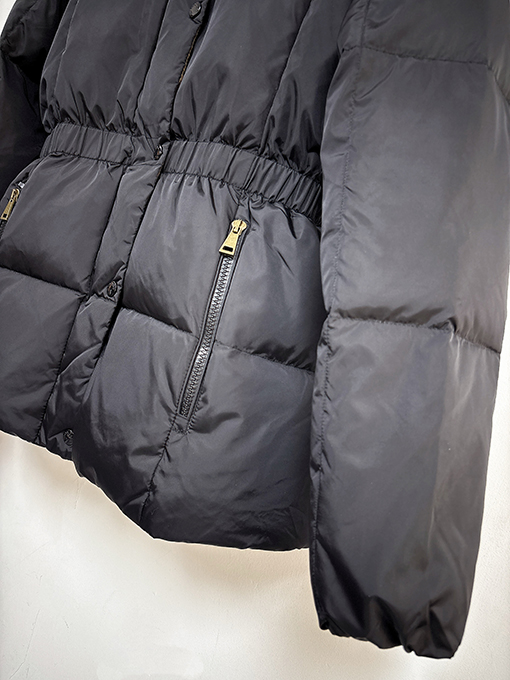 モンクレール Agneux レディースウエストカラーブロックのフード付きミドル丈ダウンジャケット