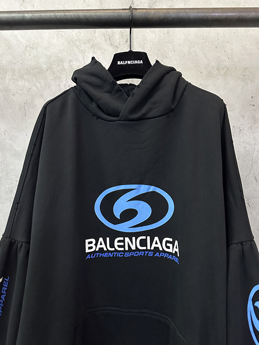 バレンシアガ Balenciaga サーフシリーズ クラックルプリント パーカー