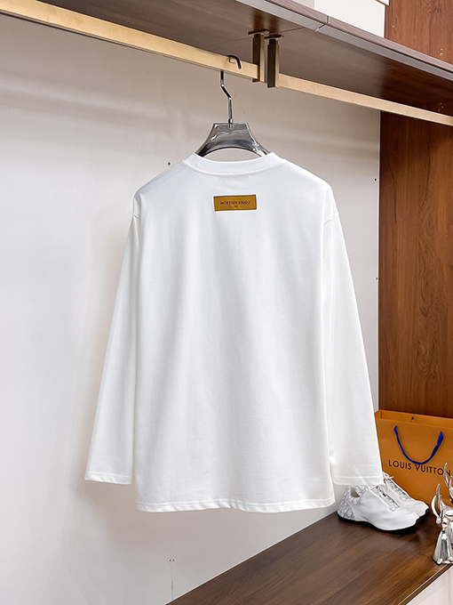 ルイヴィトン 新作ファッショナブルなカジュアル長袖ベースレイヤーシャツ