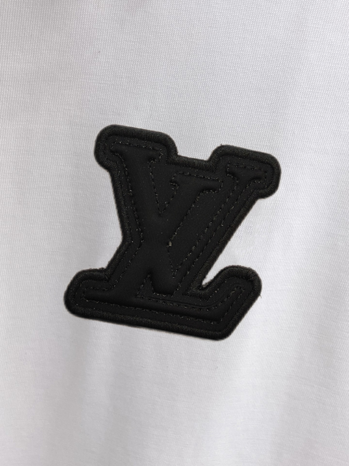 ルイヴィトン 新作ファッショナブルなカジュアル長袖ベースレイヤーシャツ