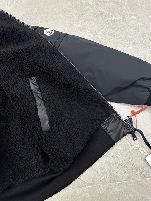 モンクレール 両面テディベアダウンジャケット