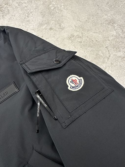 モンクレール 両面テディベアダウンジャケット