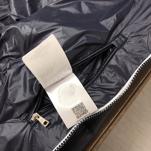 モンクレールコピー Arnique メンズショートダウンジャケット