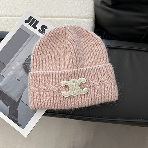 セリーヌスーパーコピー アンゴラウサギの毛の超ソフトなニット帽