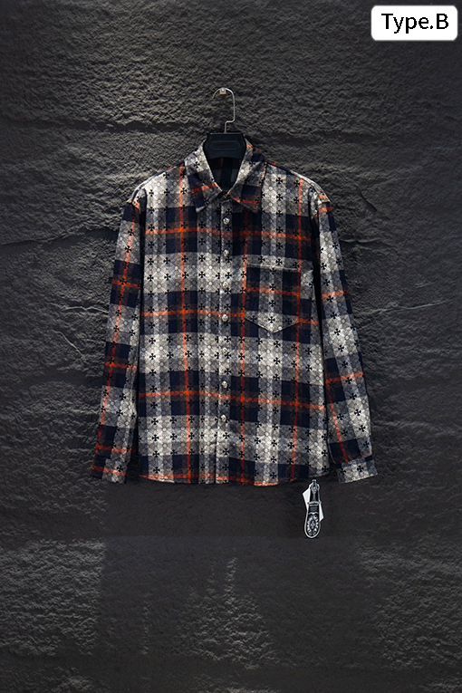 クロムハーツ 袖口にレザーパッチが付いた全面プリントのチェックシャツ