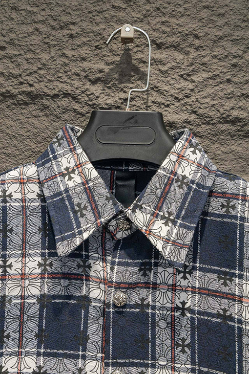 クロムハーツ 袖口にレザーパッチが付いた全面プリントのチェックシャツ