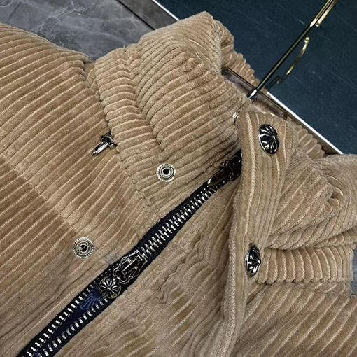 クロムハーツ Matty Boy 赤いリップのコーデュロイダウンジャケット