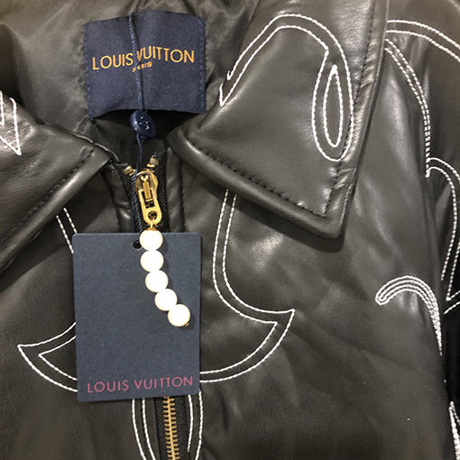 ルイヴィトン LV ファレルウィリアムズ限定刺繍レザーボンバージャケット