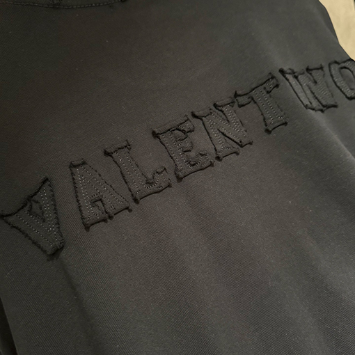 ヴァレンティノ VALENTINO GARAVANI 新しい長袖スウェットシャツ