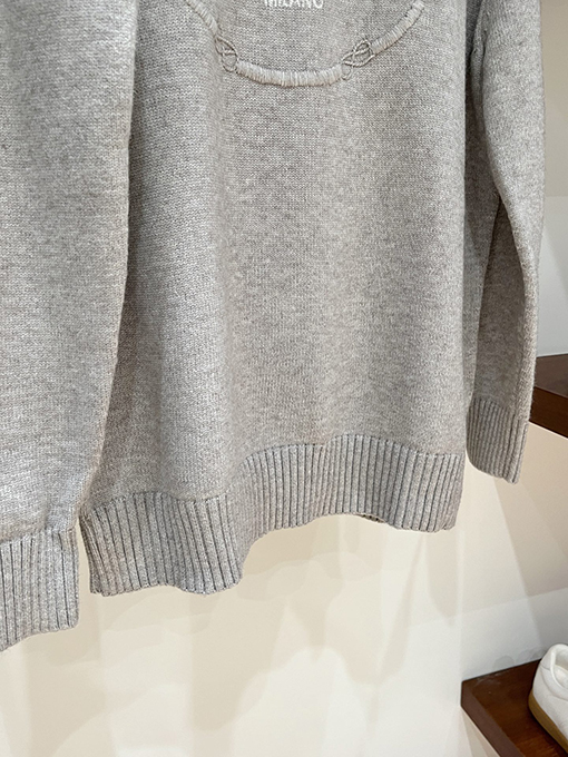 プラダコピー PRADA 新しい刺繍ロックセーター