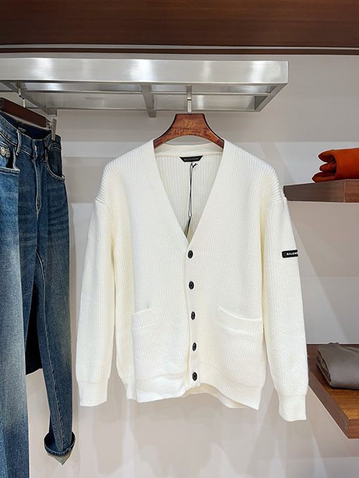 バレンシアガ Balenciaga 無地ニットカーディガン