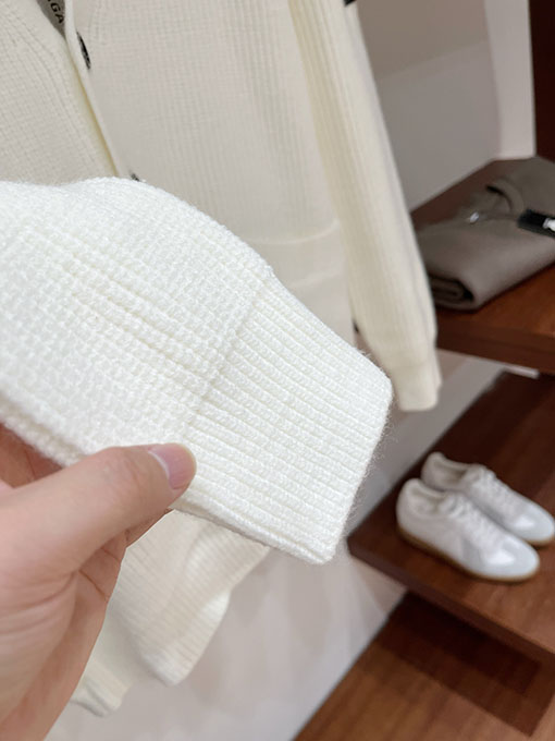 バレンシアガ Balenciaga 無地ニットカーディガン