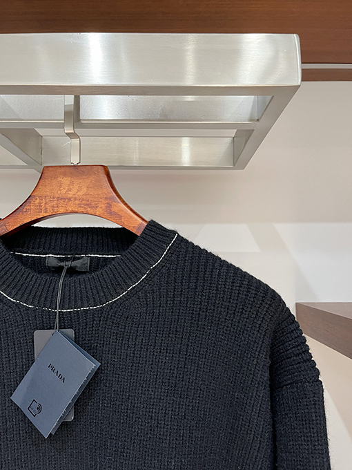 プラダスーパーコピー チャンキーニットセーター